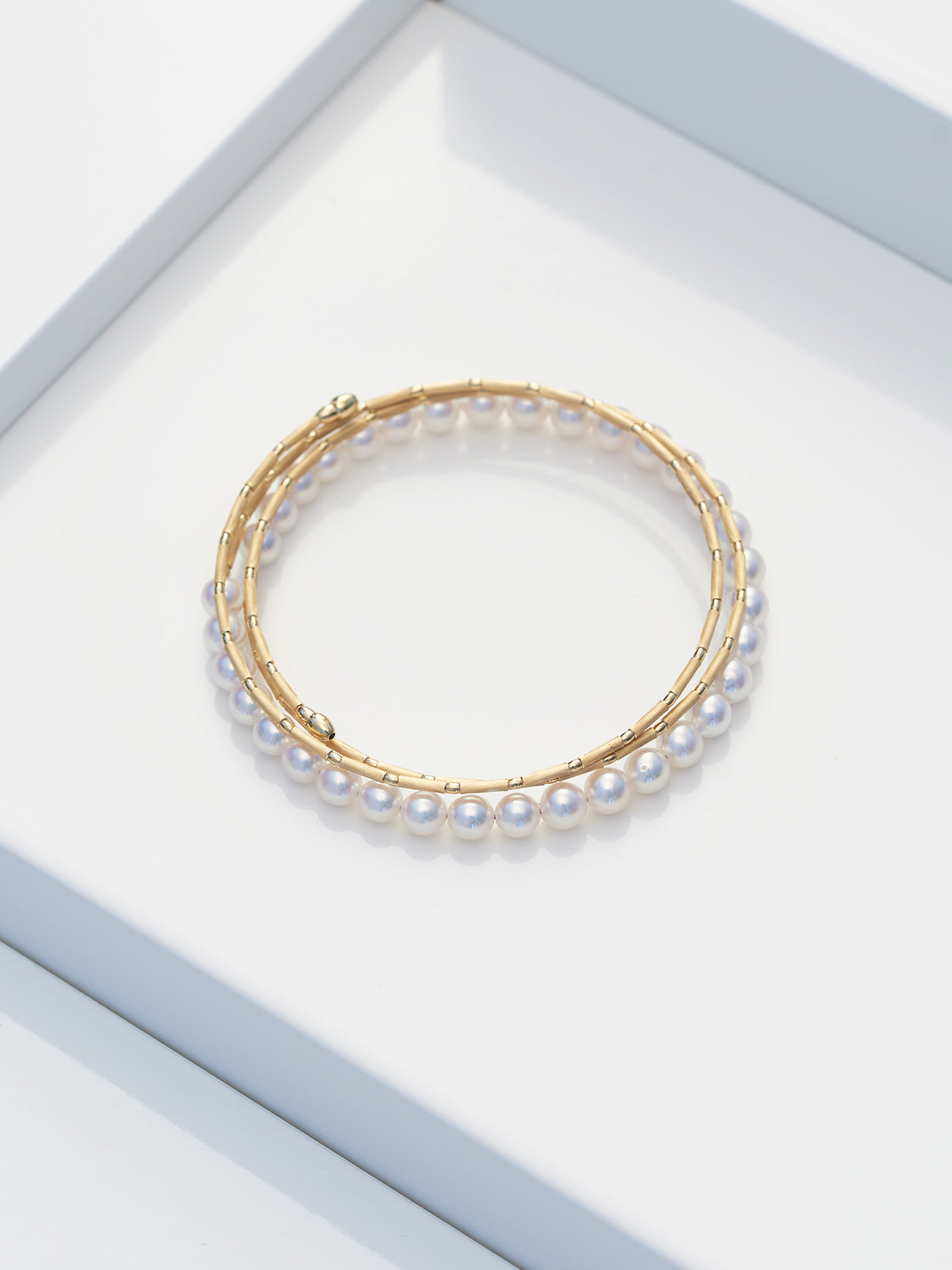 Náramok YANA NESPER zo žltého zlata s perlami Akoya