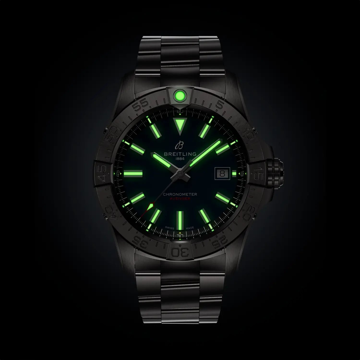 Breitling Avenger Automatic 42 A17328101C1A1 — lume shot