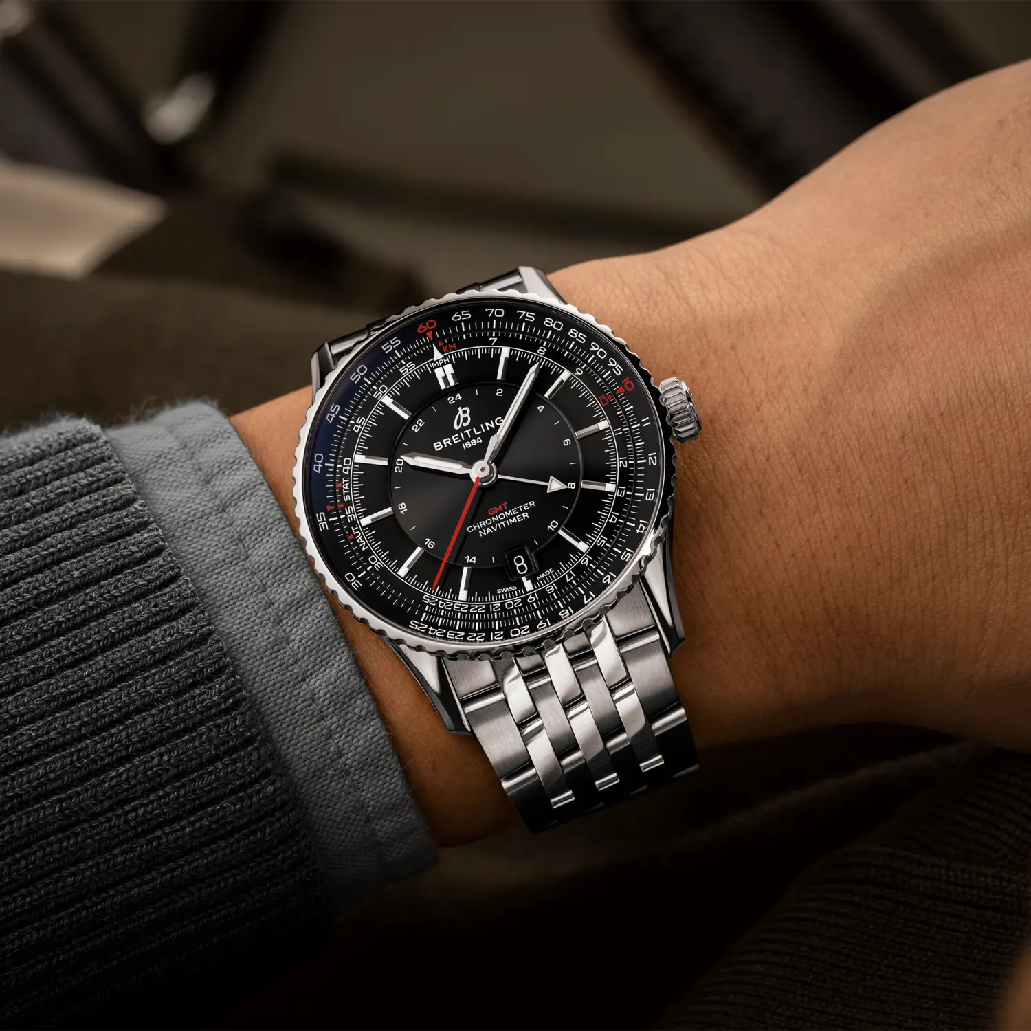 Breitling Navitimer Automatic GMT 41 A32310251B1A1 — na zápästí