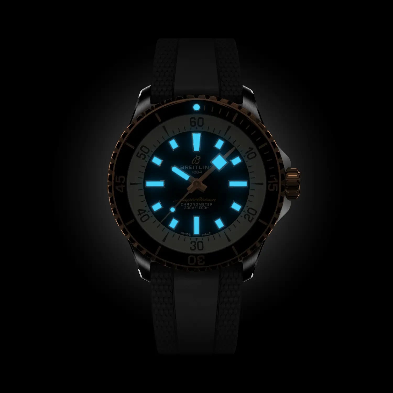 Breitling Superocean Automatic 42 U17375211B1S1 — lume shot