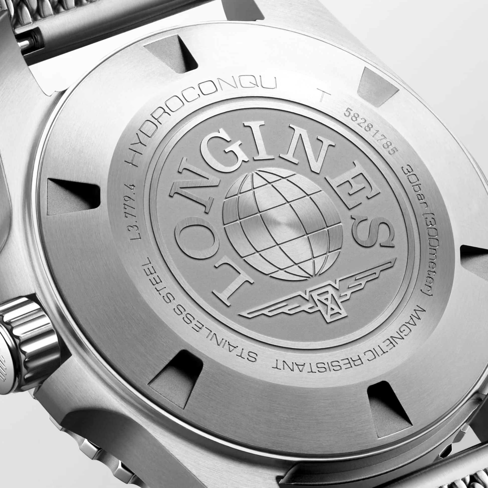 Longines HydroConquest Automatic 39 mm čierny lakovaný