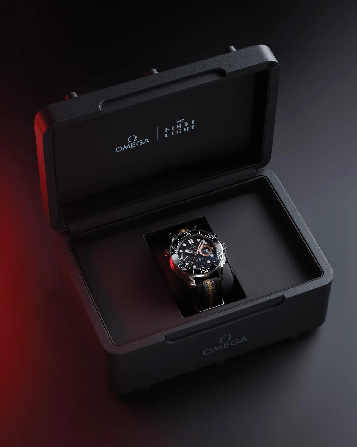 Omega Seamaster Diver 300M Co-Axial Master Chronometer Chronograph 44 mm 007 First Light