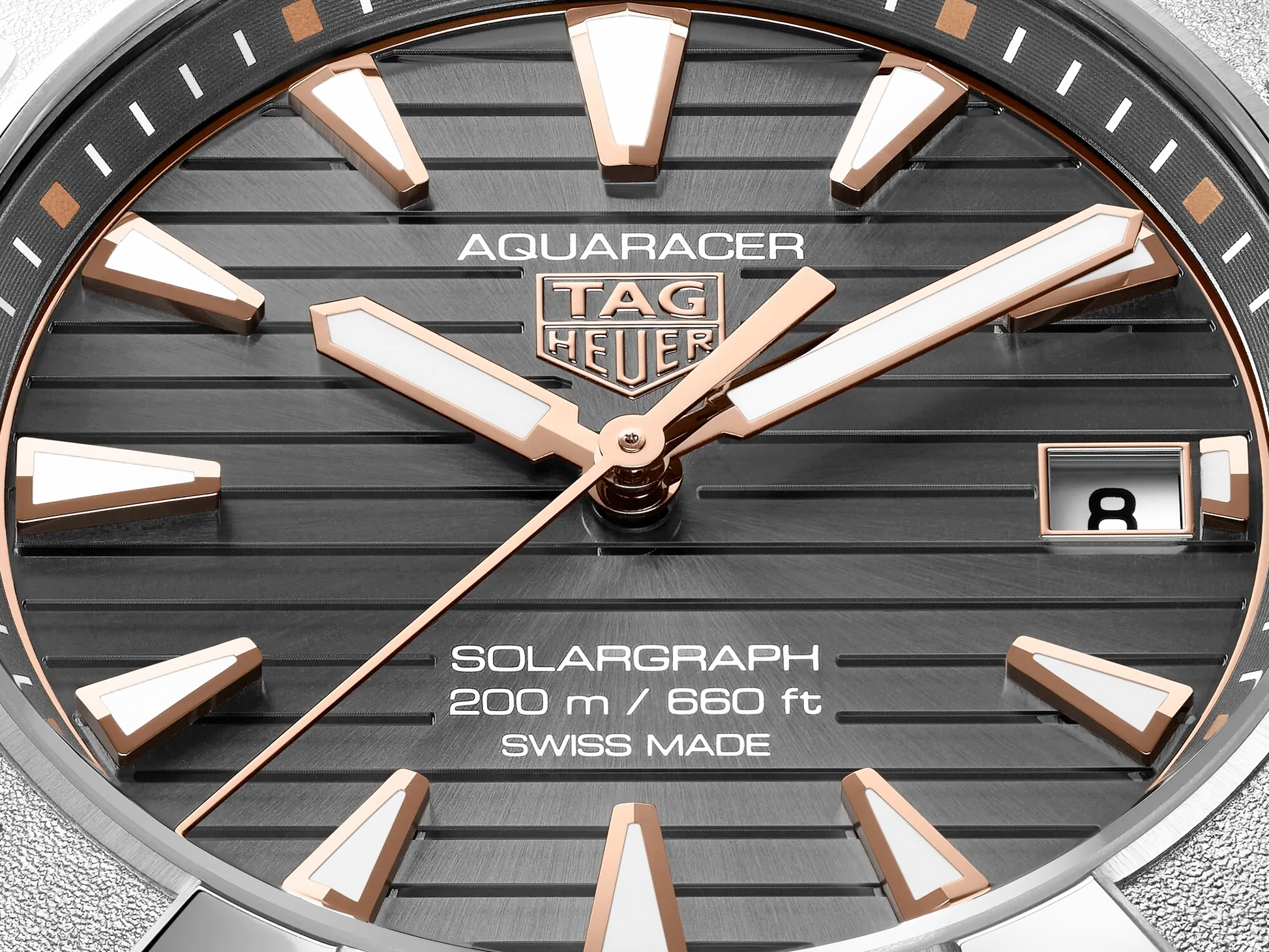 TAG Heuer Aquaracer Professional 200 Solargraph 40 mm
