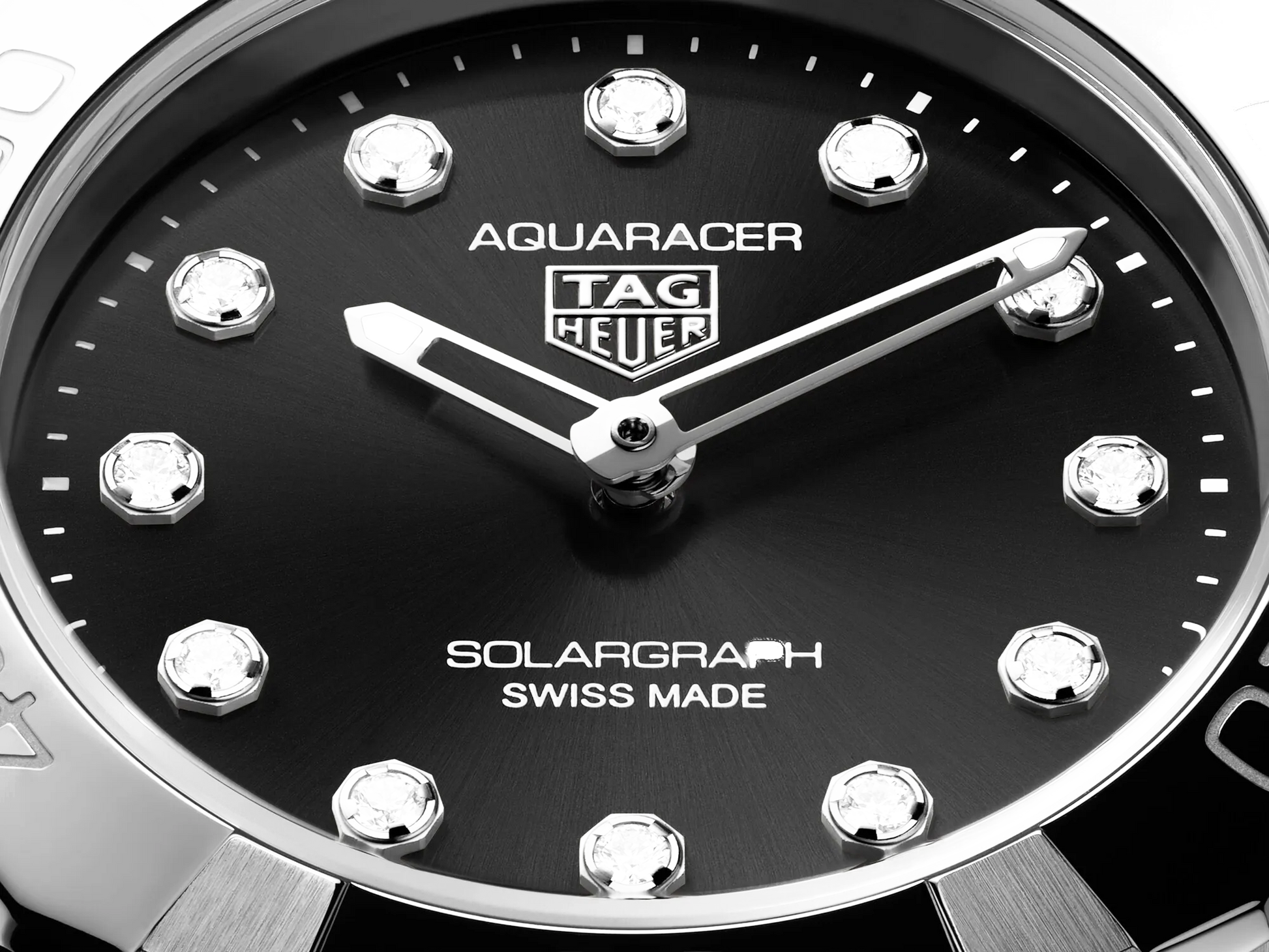 TAG Heuer Aquaracer Professional 100 Solargraph 28 mm
