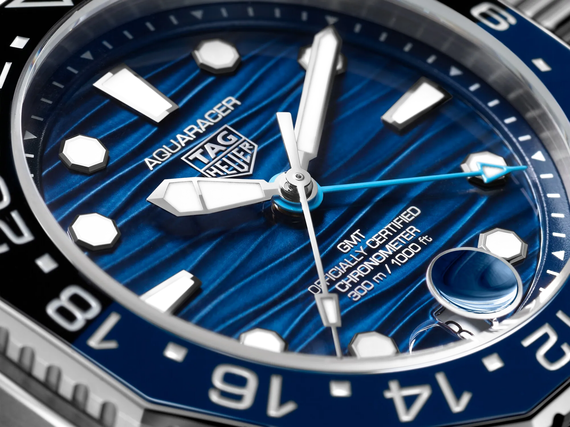 TAG Heuer Aquaracer Professional 300 GMT 42 mm